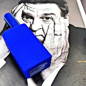 هیستوریز د پارفومز دیس ایز نات ابلو باتلHistoires de Parfums This Is Not A Blue Bottle