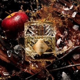 بای کیلیان اپل برندی ان د راکسBy Kilian Apple Brandy on the Rocks