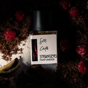 استرنجرز پرفیومری اس ام کافیStrangers Parfumerie SM Cafe