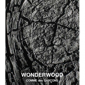 کام دگرسونز واندر وودComme des Garcons Wonderwood